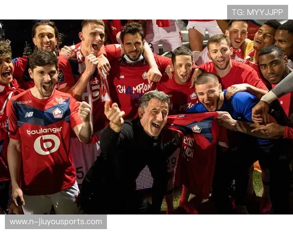 官方:意大利裁判组执法巴黎vs拜仁焦点战,马里亚尼任主裁,巴黎意大利门将 官方:意大利裁判组执法巴黎vs拜仁焦点战,马里亚尼任主裁,巴黎意大利门将