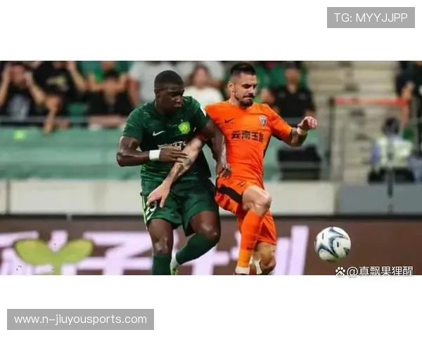 足坛裁判争议判罚引联盟启动复核程序，足球裁判组成员